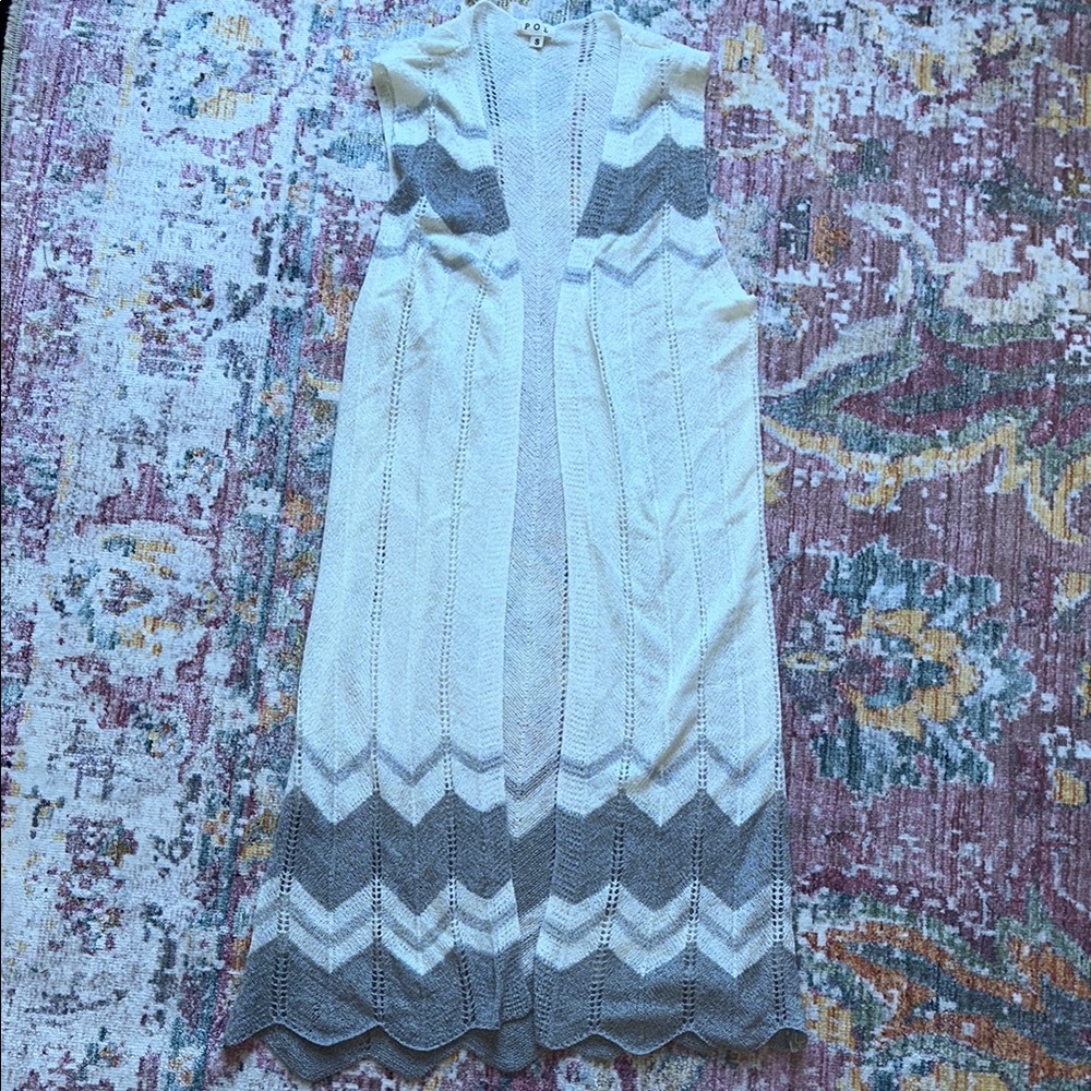 Gray and White Long Sleeveless Cardigan Sweater
